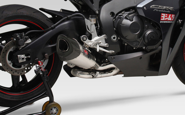 YOSHIMURA BLOG : 「R-11サイクロン」ラインナップ追加！！ CBR1000RR('08～)