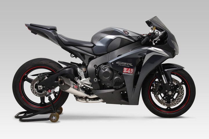 YOSHIMURA BLOG : 「R-11サイクロン」ラインナップ追加！！ CBR1000RR