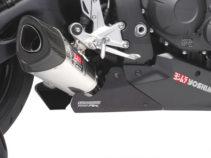 YOSHIMURA BLOG : CBR1000RR R-11レーシングサイクロンフル 