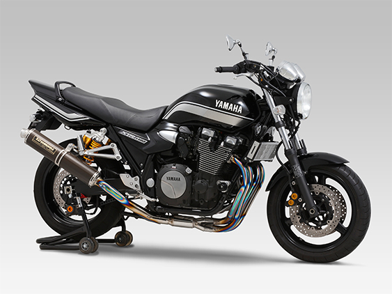 YOSHIMURA BLOG : XJR1300機械曲チタンサイクロン LEPTOS登場！
