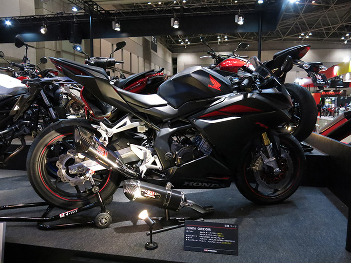 Yoshimura Blog 新型cbr250rr用マフラー