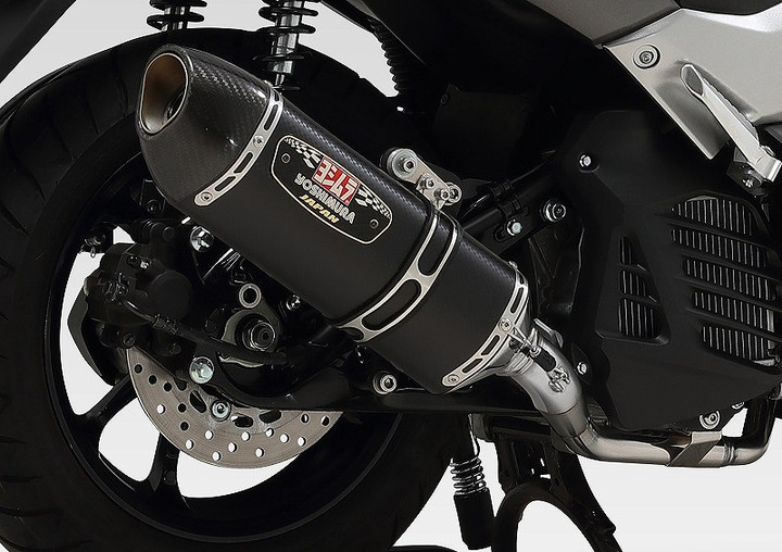 美品　N MAX155 ヨシムラマフラー　カーボン ヨシムラ NMAX NMAX155 マフラー フルエキゾーストマフラー 機械