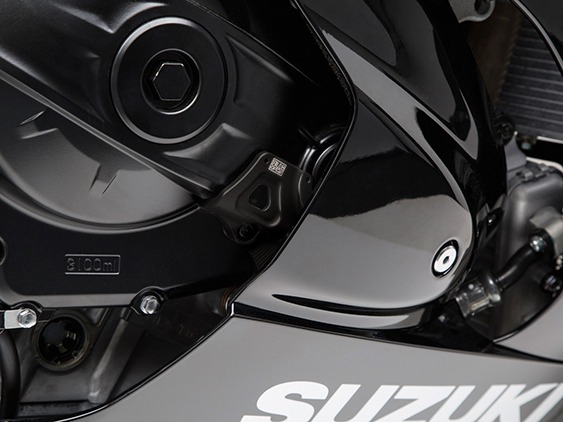 YOSHIMURA BLOG : GSX-R1000/R(17-19)エンジンケースガードキット紹介